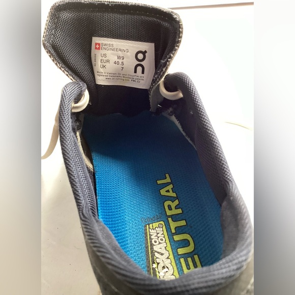 Cloudtec women’s black/beige runners. Cloud X. Size 9W. - Picture 7 of 10